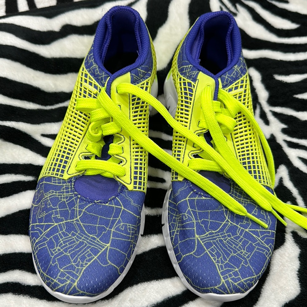 Reebok tennis shoes
